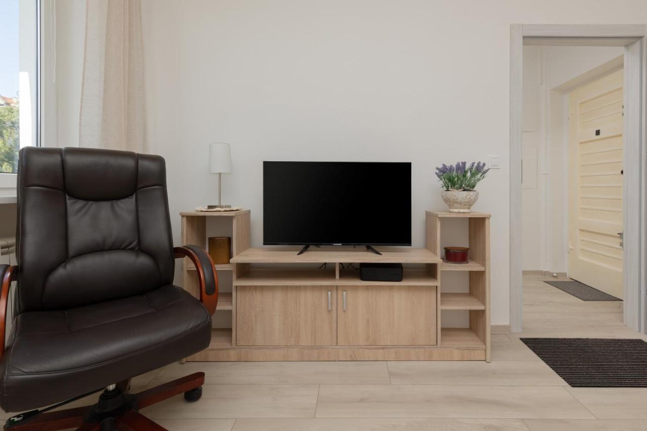 Raclawicka Cozy Studio Apartment By Noclegi Renters وارسو المظهر الخارجي الصورة